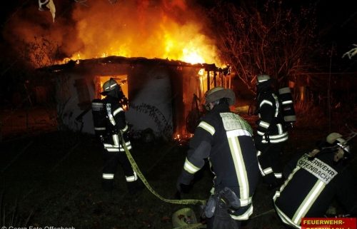 Gartenhüttenbrand im Reinhardswaldweg