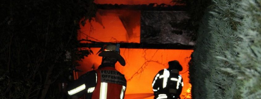 Vollbrand einer Gartenhütte