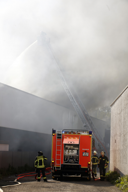 Großbrand in Offenbacher Recycling Betrieb